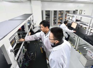 Октик кафер белги - биле акустик веб - лаарны дүвүрелдиш